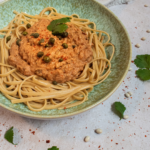 Vegane Tomaten Pasta mit Bohnen